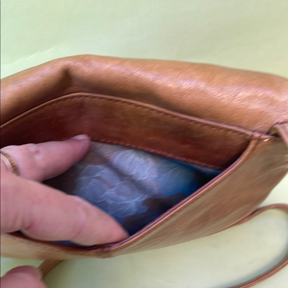 Caramel HOBO Crossbody Leather Bag with Fold-Over Flap and Adjustable Strap - Picture 6 of 13